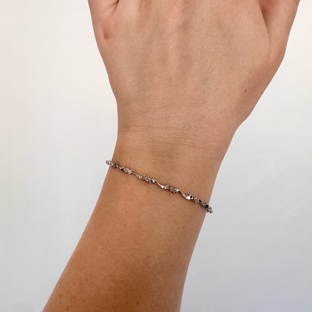 10K White Gold Diamond Tennis Bracelet